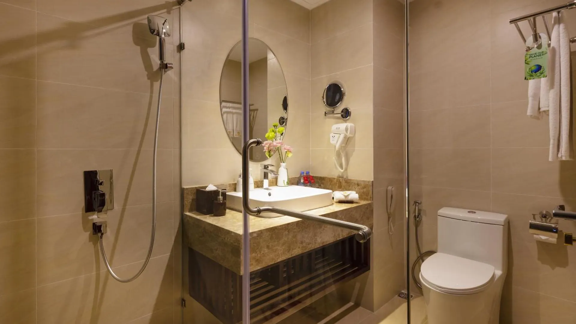 Regalia Gold Hotel Nha Trang 5*,  Vietnam