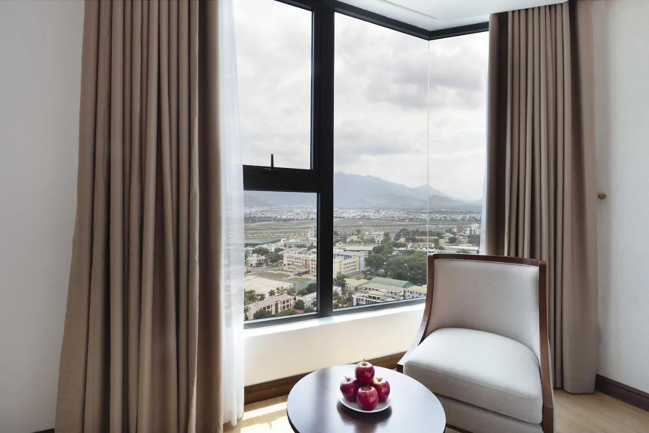Regalia Gold Hotel Nha Trang 5*,  Vietnam