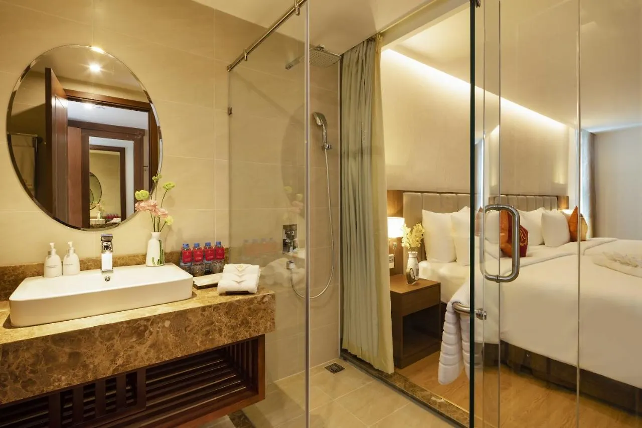 Regalia Gold Hotel Nha Trang
