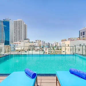 **** Hotel Celina & Vietnam