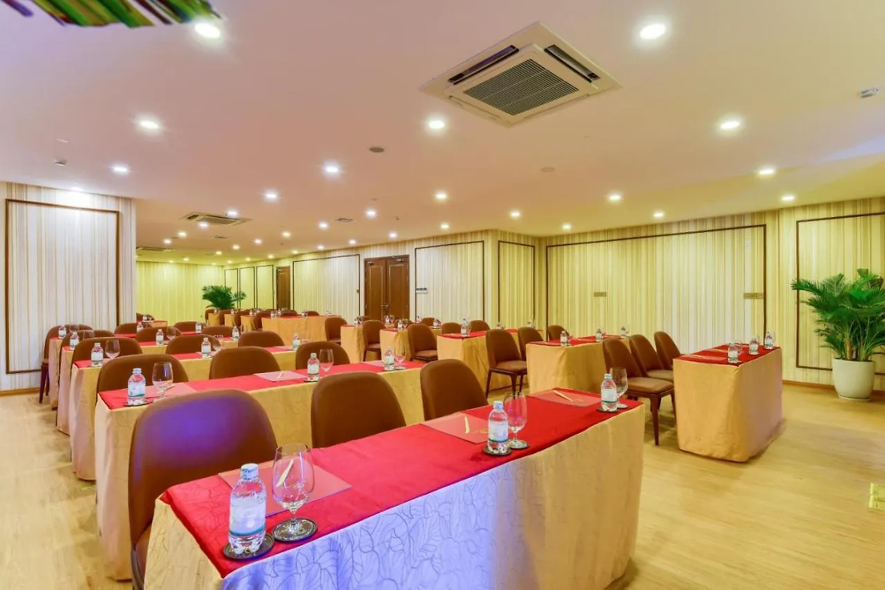 Regalia Gold Hotel Να Τρανγκ Βιετνάμ