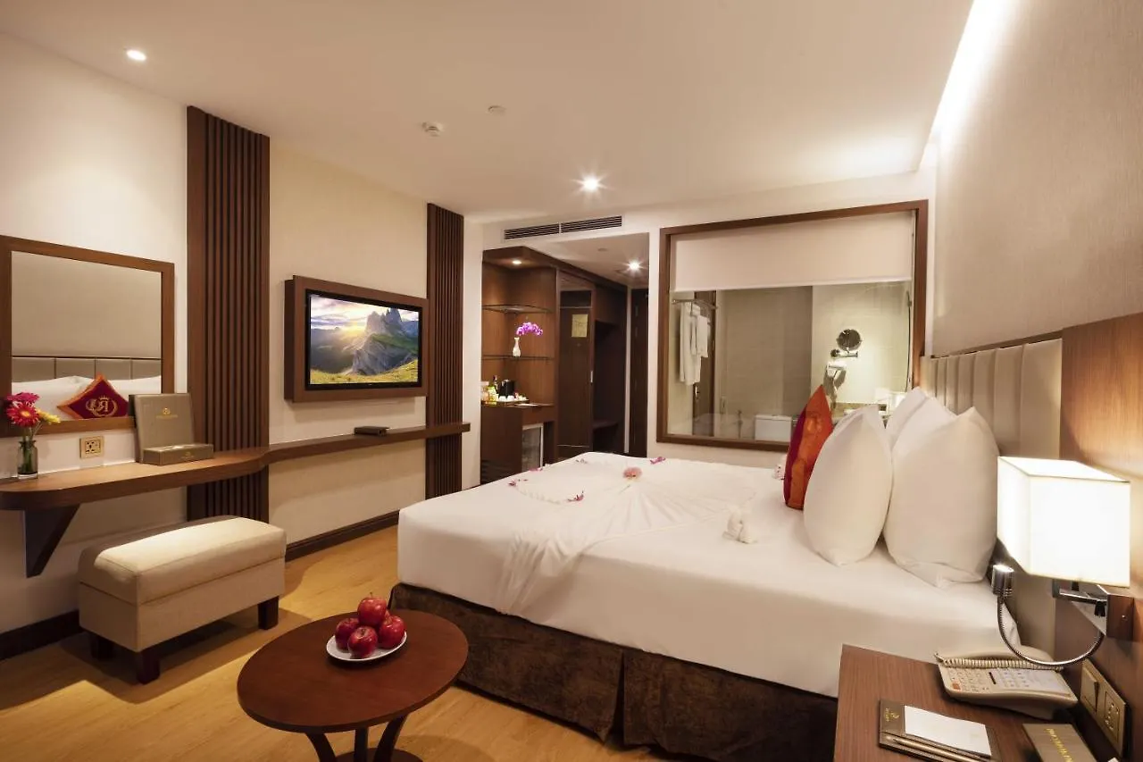 Regalia Gold Hotel Να Τρανγκ 5*,  Βιετνάμ