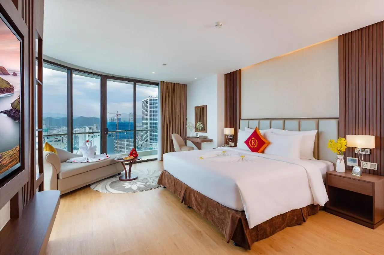 Regalia Gold Hotel Να Τρανγκ