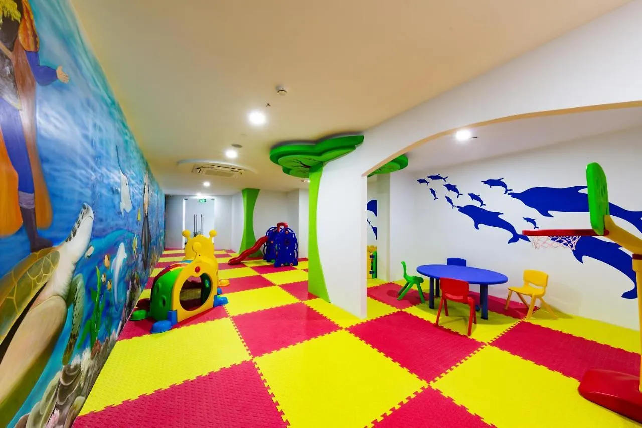 Regalia Gold Hotel Να Τρανγκ 5*,
